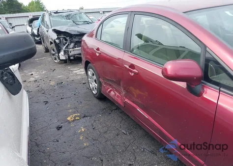 2008 Honda Civic Lx z USA, uszkodzony, nr VIN 1HGFA16518L058985